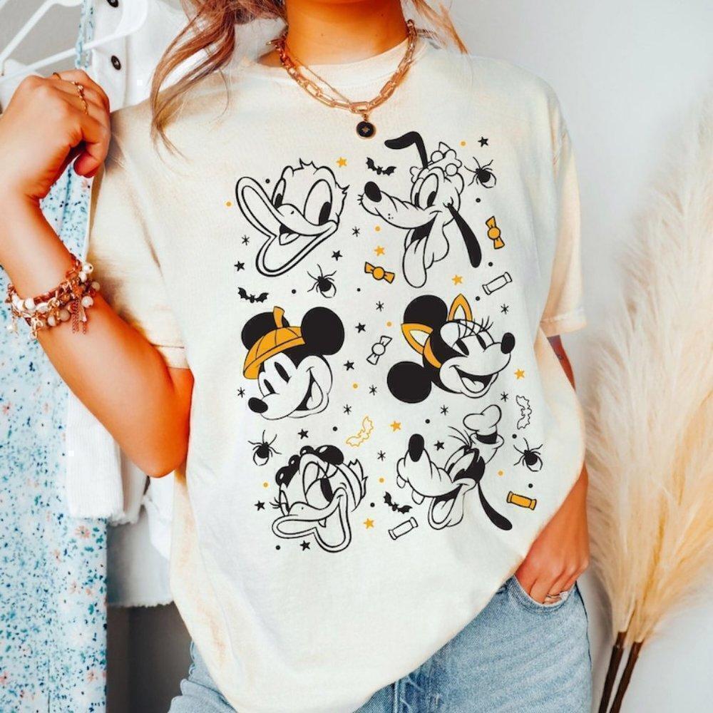 Mickey Friends Halloween Trick Treat Graphic Unisex T-Shirt